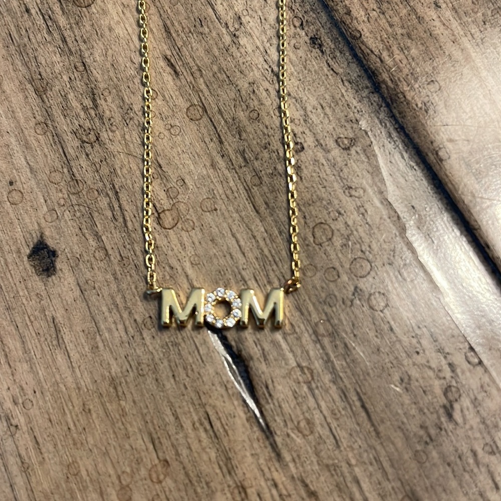 SB Mom Gold Plates Necklace